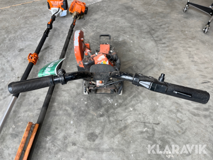 Kantskærer, stangmotorsav og stanghækklipper Stihl og Tanaka