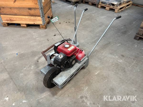 Muldvarpe- og mosegrisbekæmper Dan Mauki GG1-ER196