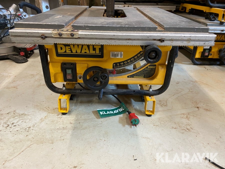 Sav DeWalt DW745