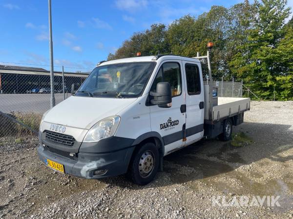 Varebil Iveco Daily 35S med Kran