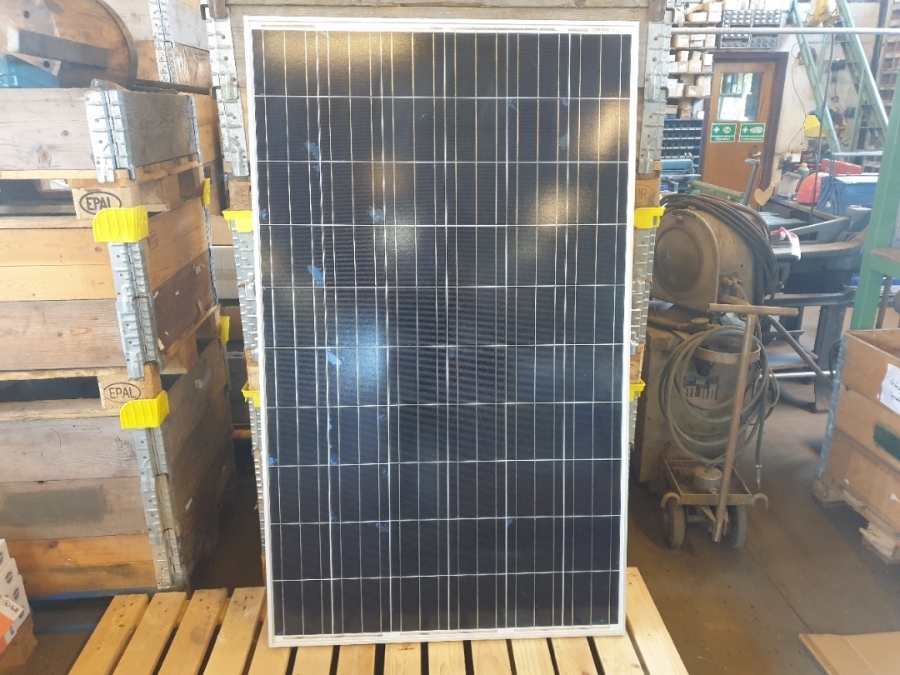 Solcelle (165 x 98 x 4)