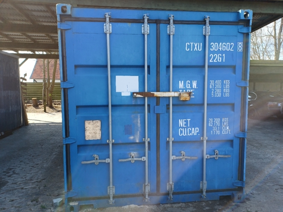 Container