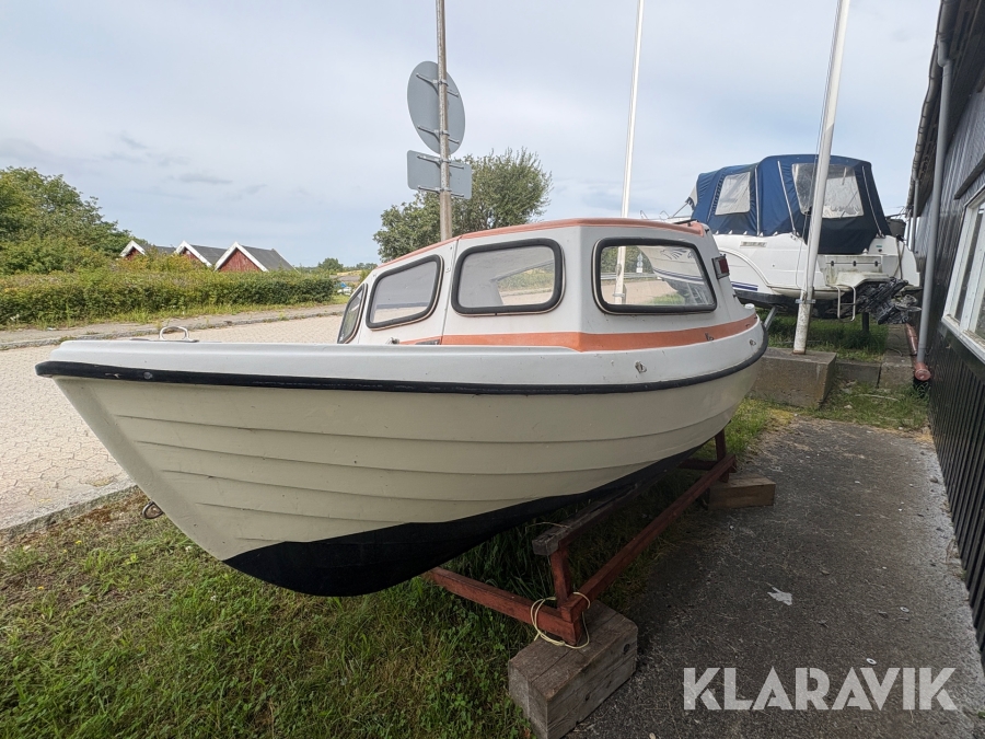 Kabine jolle Crescent 18