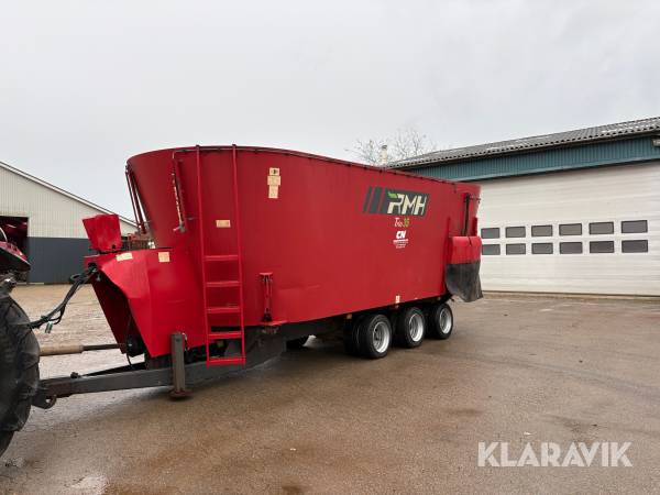 Fodermixer vogn RMH Trio 35