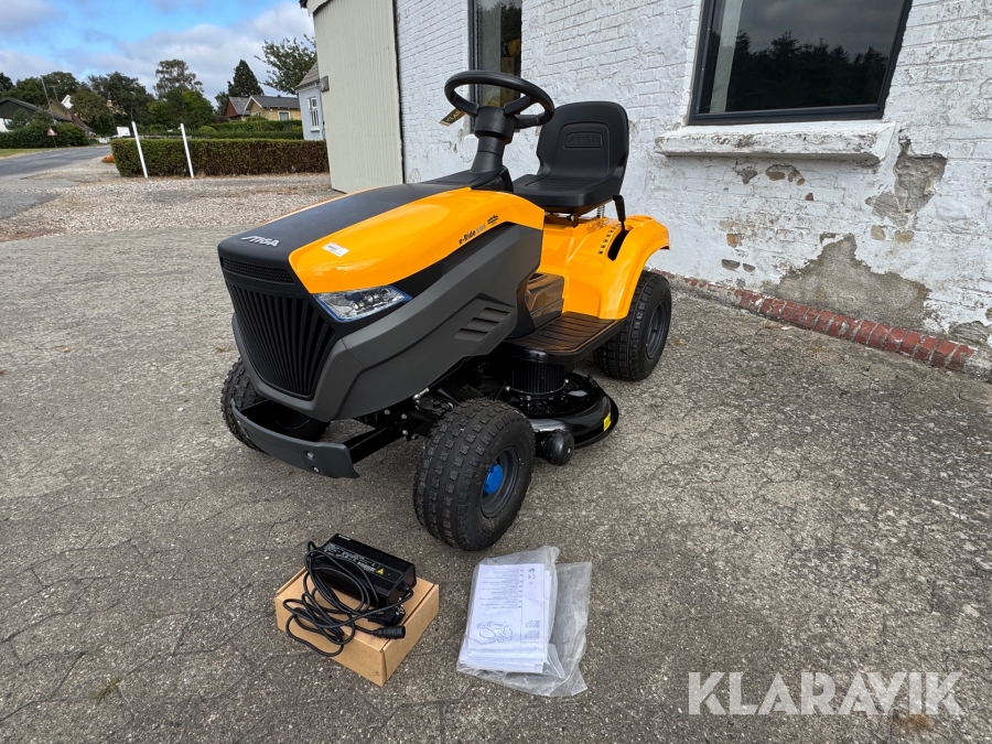 Plæneklipper Stiga E-Ride 300