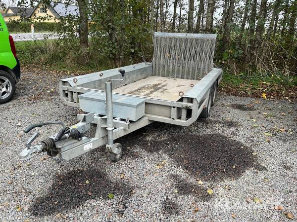 Maskin trailer Henra 2700kg