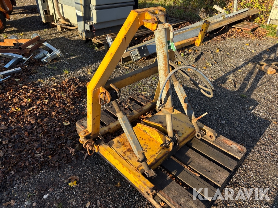 Redskabs adapter - til sneplov (traktor)