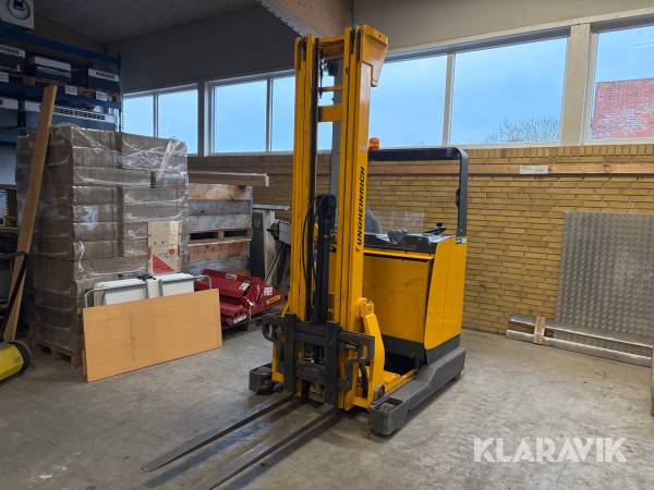 Gaffel truck Jungheinrich ETV110