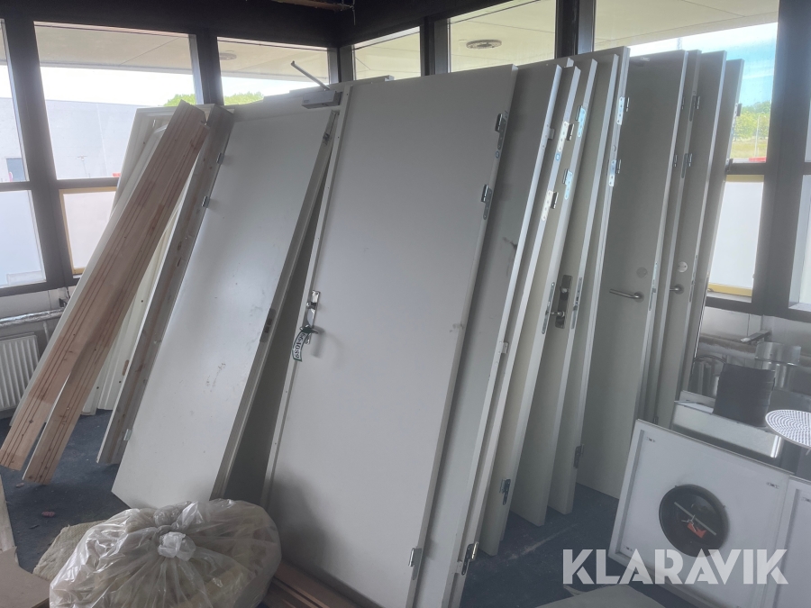 Døre samt skydedør