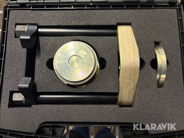 specialværktøj WallMek til ud- og indpresning af bagakselbøsninger til Volvo og Ford