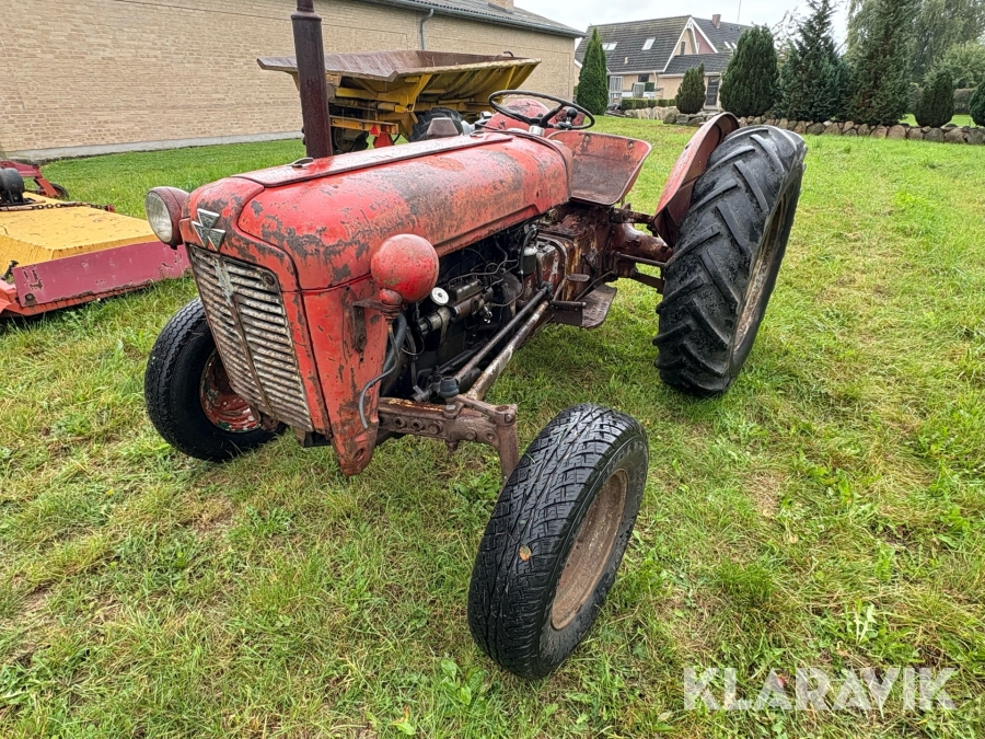 Traktor Massey Ferguson 35