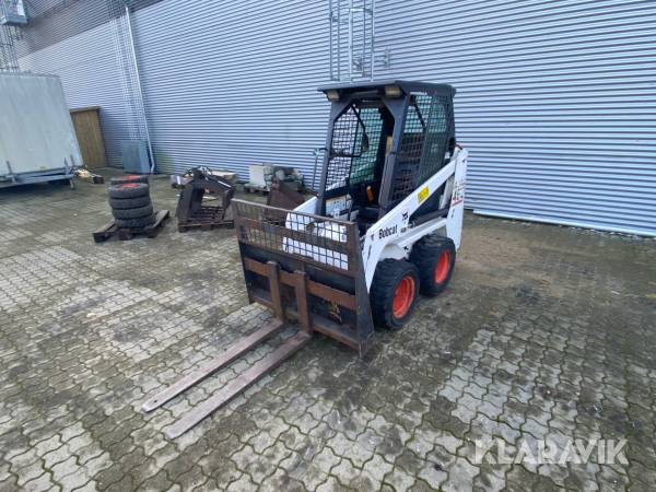 Skid-Steer Bobcat 463