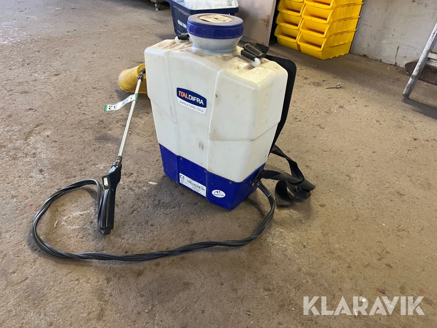 Sprøjte Italdifra ryg monteret.