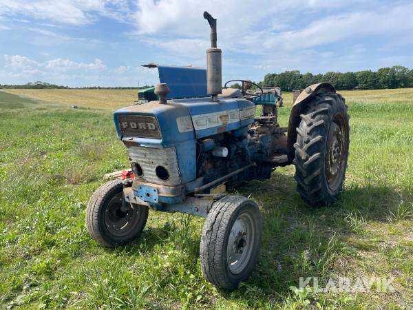 Veteran traktor Ford 4000
