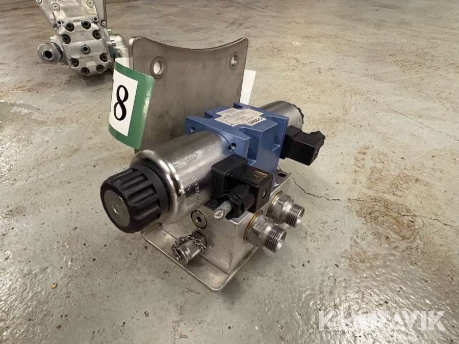 Ventil blok PONAR Wadowice 4WE10H Retningsbestemt