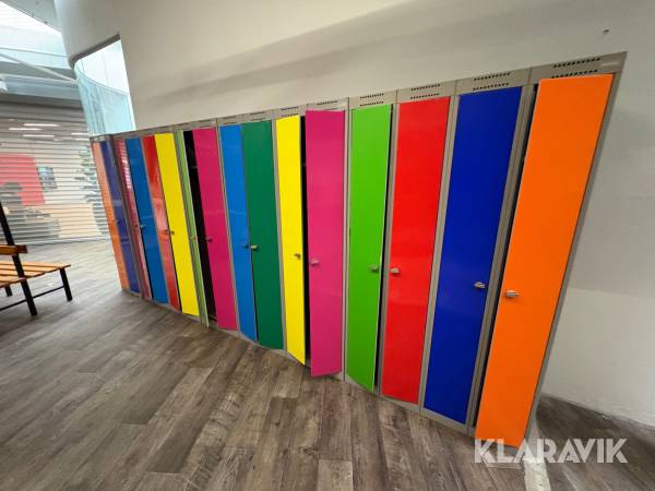 Garderobeskabe - 16 styk