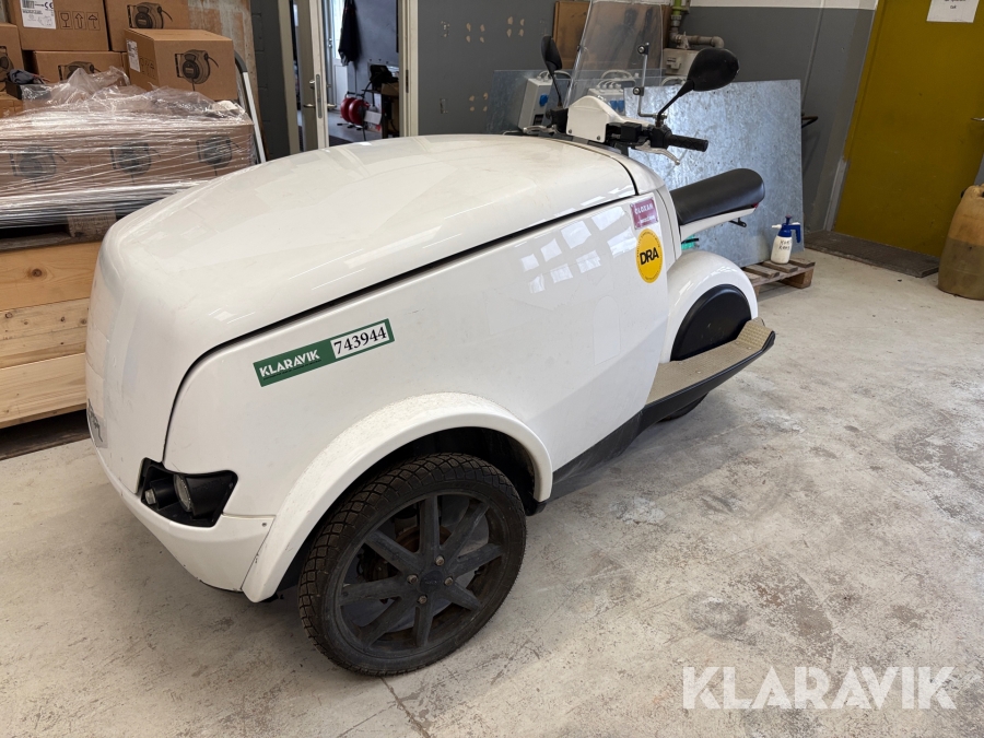 Trehjulet el scooter Trefor Tripl A