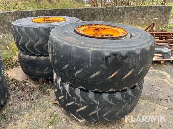 Komplethjul Michelin til Volvo L110 og 120 - 4 styk