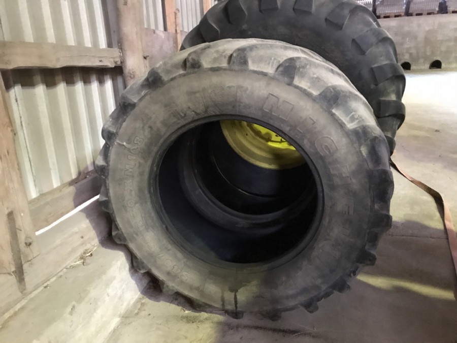 Traktor dæk (sæt)