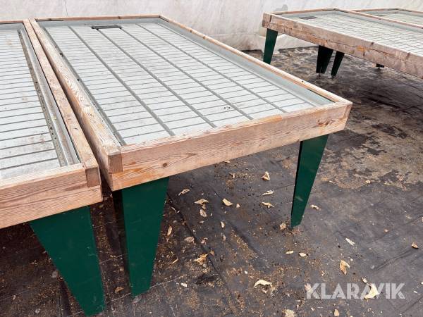 Borde med undervanding 5 styk