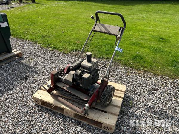 Motoriseret cylinderklipper Toro Groundmaster 1000