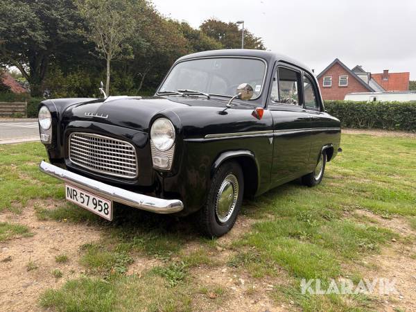 Veteranbil Ford Anglia 101E