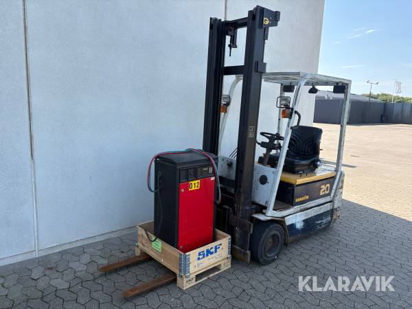 Truck Komatsu F620M-2E