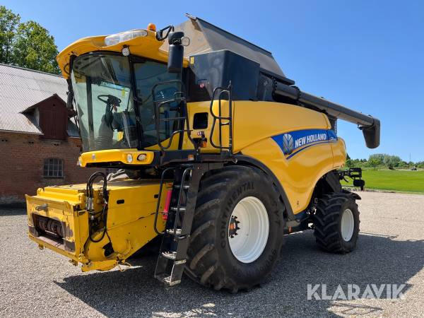 New Holland CR9080