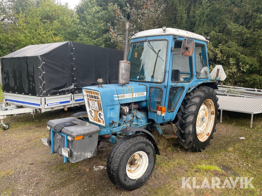 Veterantraktor Ford 4600