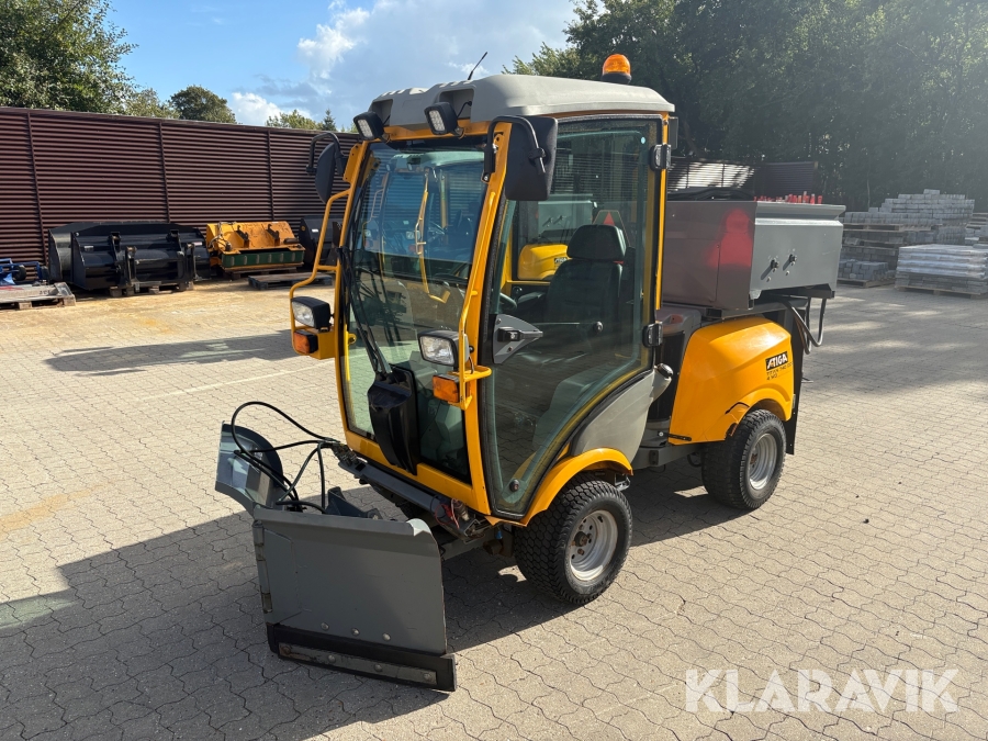 Redskabsbærer Stiga Titan 740 DCR 4WD