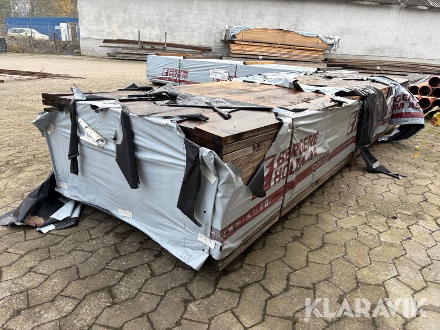 Støbebrædder Bergene Holm Fyr 28x120 153 styk à 390 cm