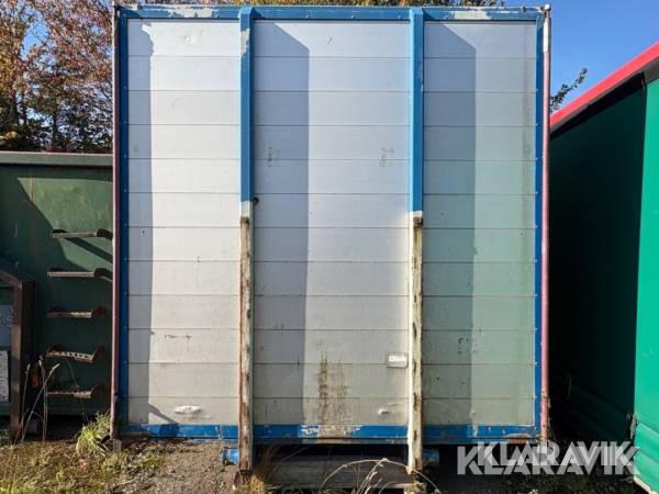 Container wirehejs lukkede med pressening sider