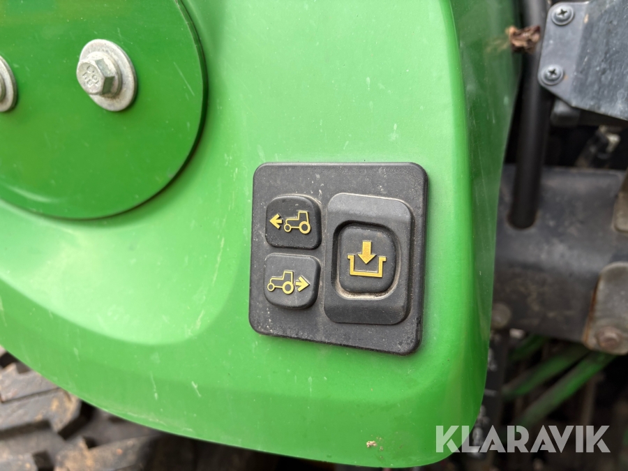 Traktor John Deere 4066R