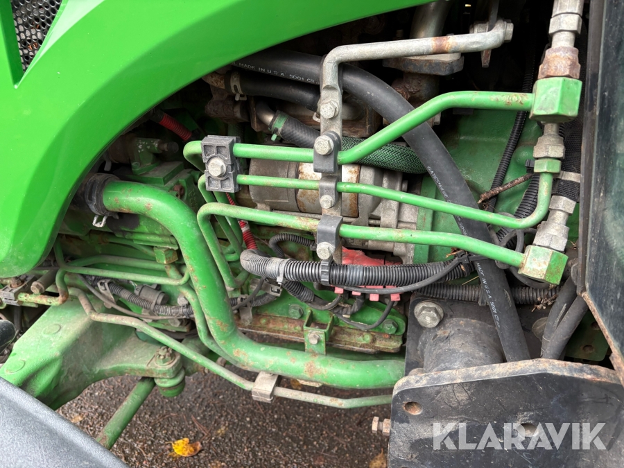 Traktor John Deere 4066R