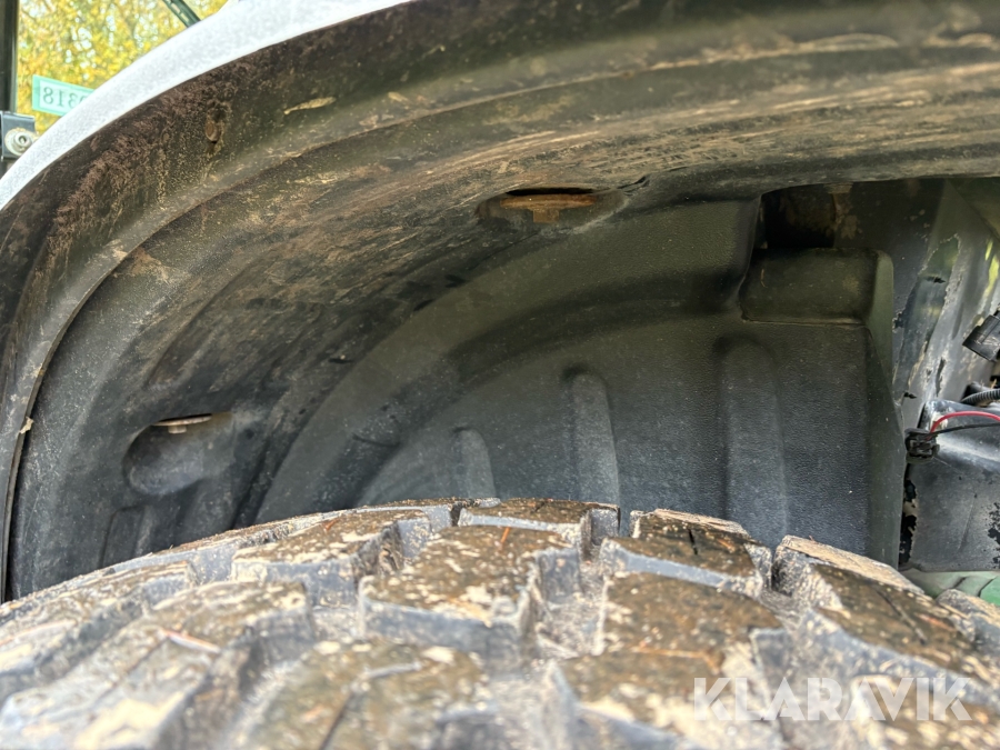 Traktor John Deere 4066R