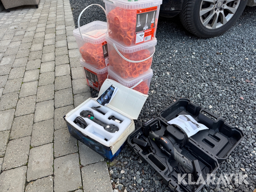 Fliselægger Tilefix Og Grabo