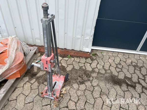 Borestativ til diamantboring