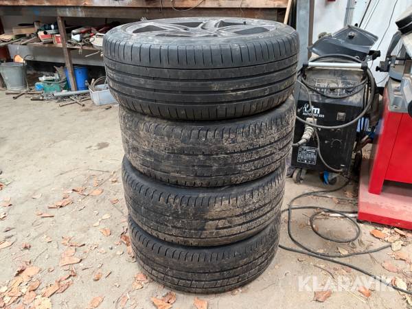 Alufælge med dæk Pirelli P Zero 4 styk