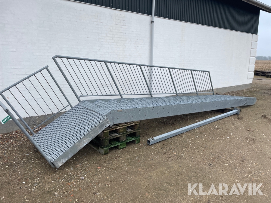 Trappe 360 cm høj