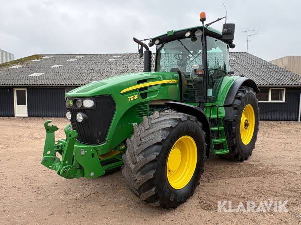 Traktor John Deere 7930