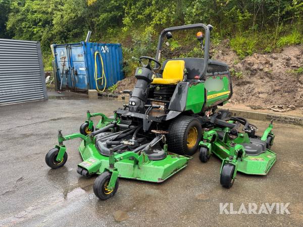 Slåmaskine John Deere 1600 T