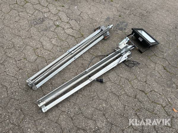 Lampe Co2lights INDUS-ZFL 100w med 2 stativer