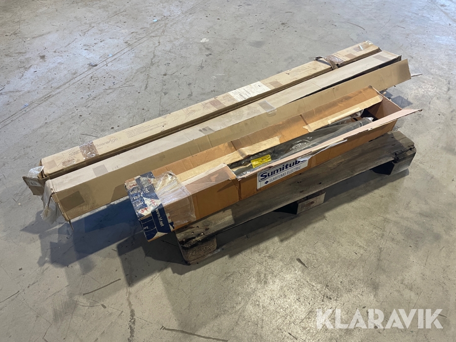 Bom med lys og varmekrympe rør