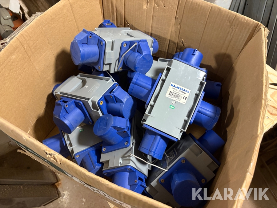 CEE split 230V Malmberg 9 styks