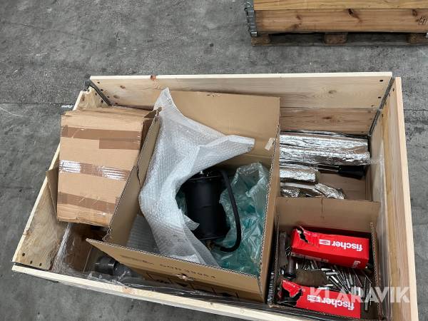 Lot - fittings, rørisolering og øvrigt