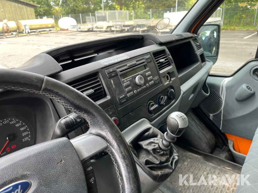 Ladbil Ford Transit mandskabsvogn