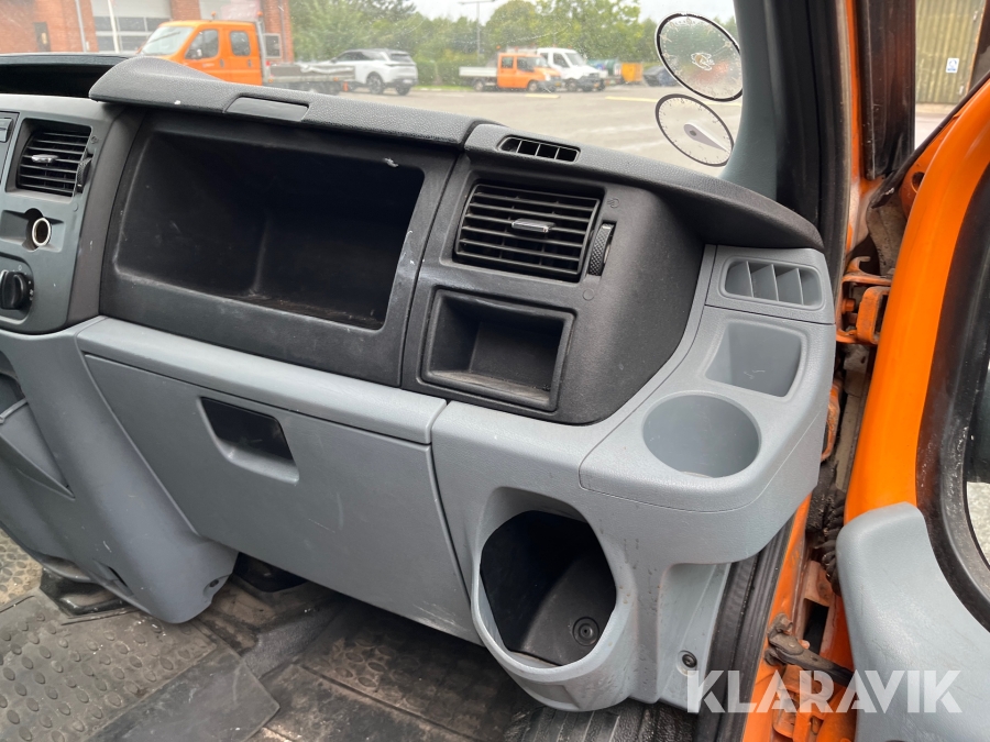 Ladbil Ford Transit mandskabsvogn