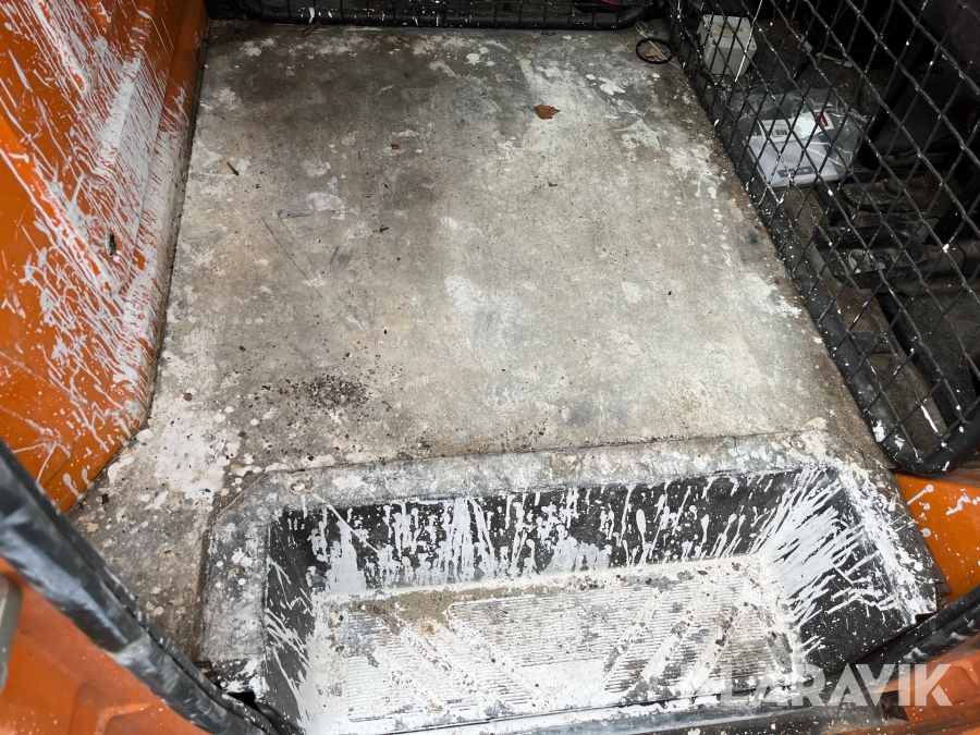 Ladbil Ford Transit mandskabsvogn