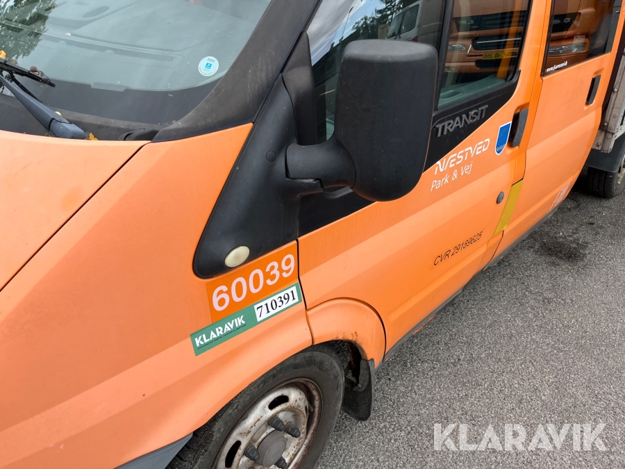 Ladbil Ford Transit mandskabsvogn