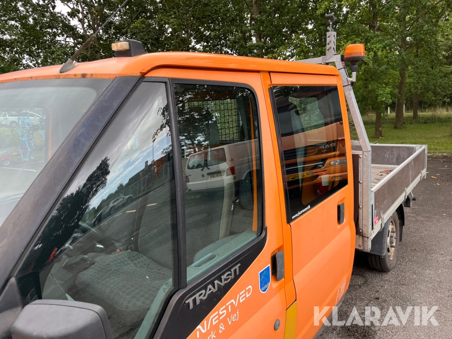 Ladbil Ford Transit mandskabsvogn